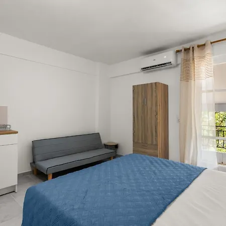 Nikolas Apartments Stoupa Lévktron Exterior foto