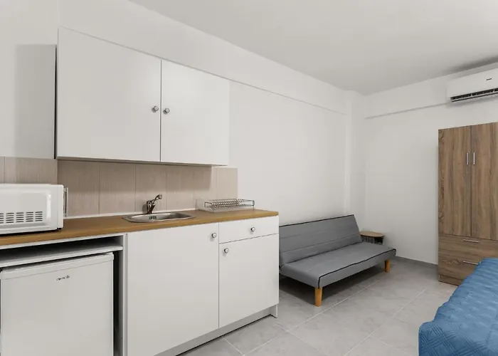 Nikolas Apartments Stoupa
