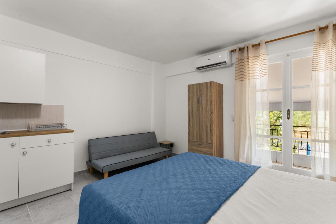 Apartment Nikolas Stoupa